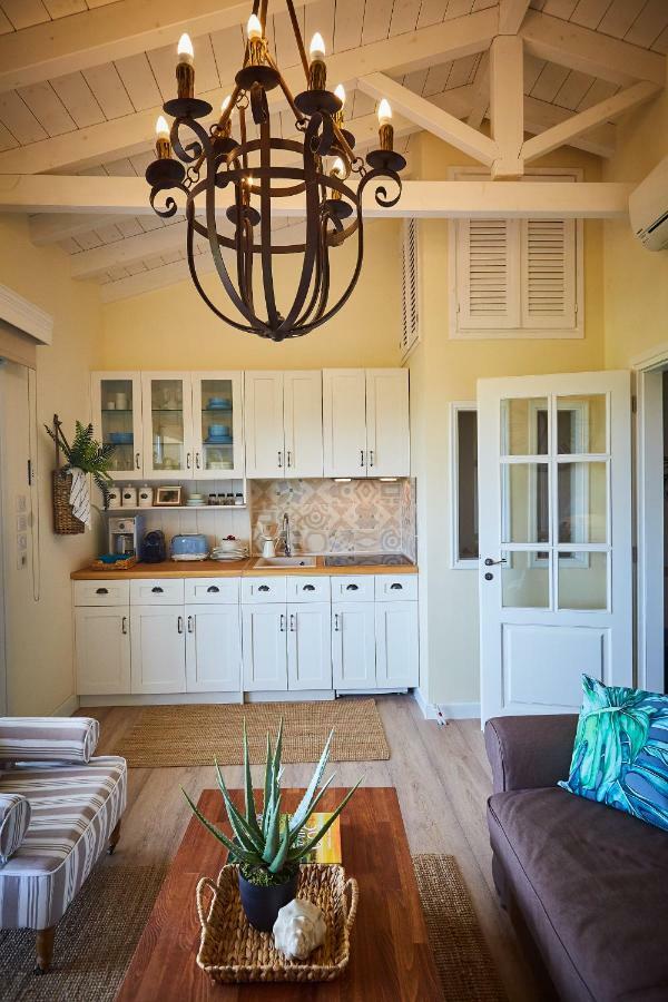 Lianelia LUXURY Village House Argyrades Esterno foto