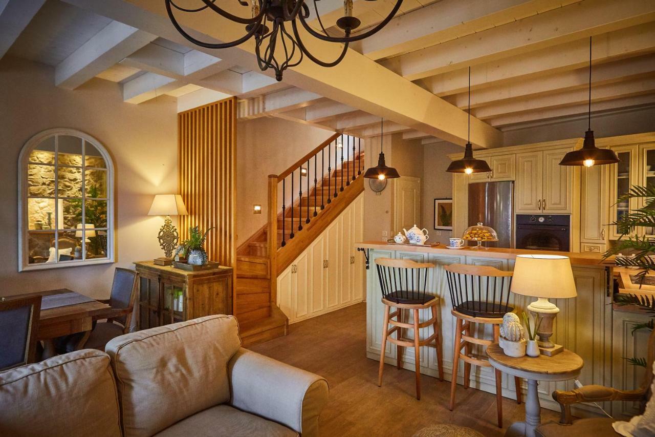 Lianelia LUXURY Village House Argyrades Esterno foto